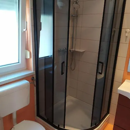 Zobic Family Apartment *