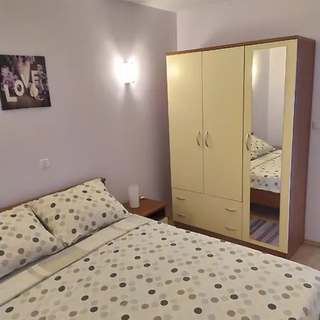 Apartment Zobic Family