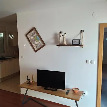 Zobic Family Apartment