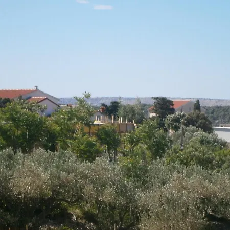 Apartman Zobic Family Rab Town